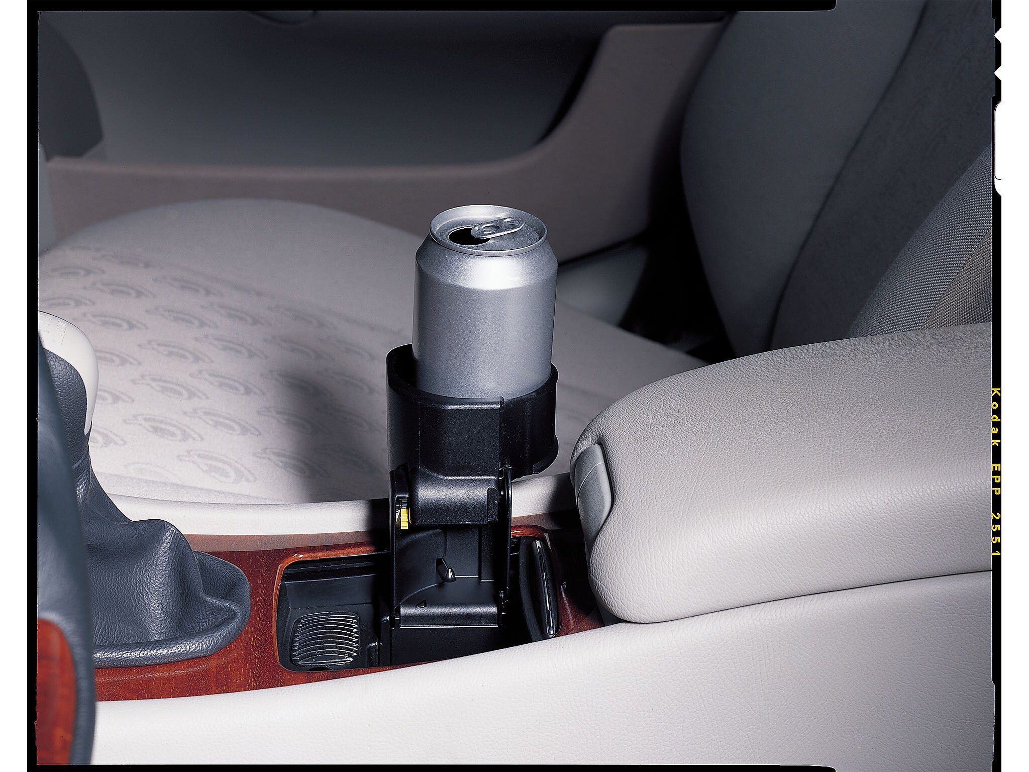 Mercedes-Benz - Cupholder Cupholder