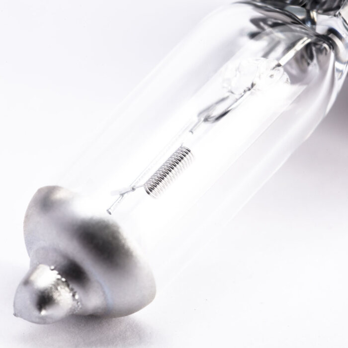 Mercedes-Benz - GLUEHLAMPE Teilenummer N000000008090 N000000008090