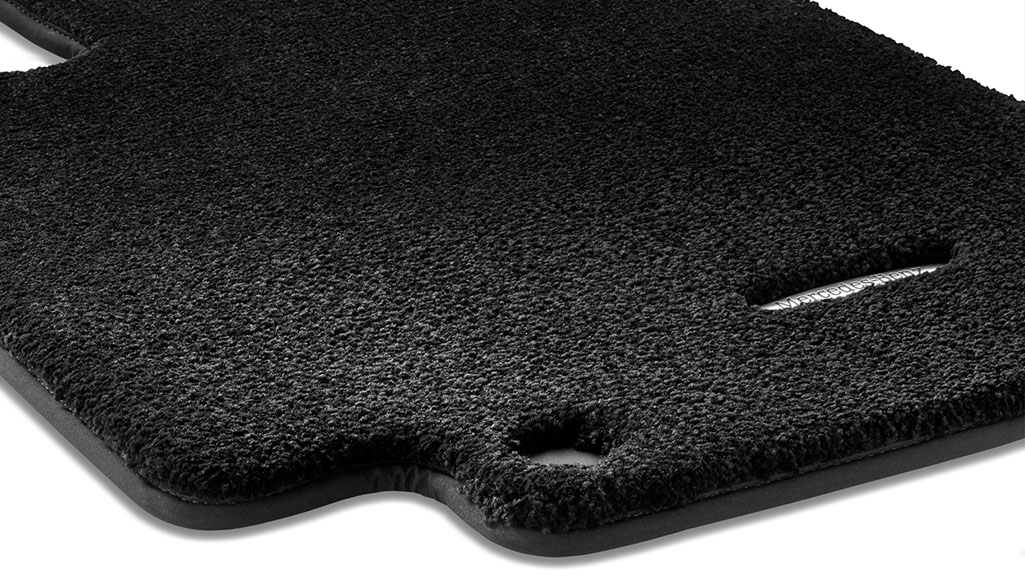 Mercedes-Benz - FUSSMATTE Teilenummer A17768059009K26 A17768059009K26
