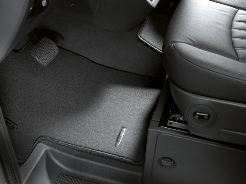 Mercedes-Benz - VELOURSMATTE Teilenummer B66560532 B66560532