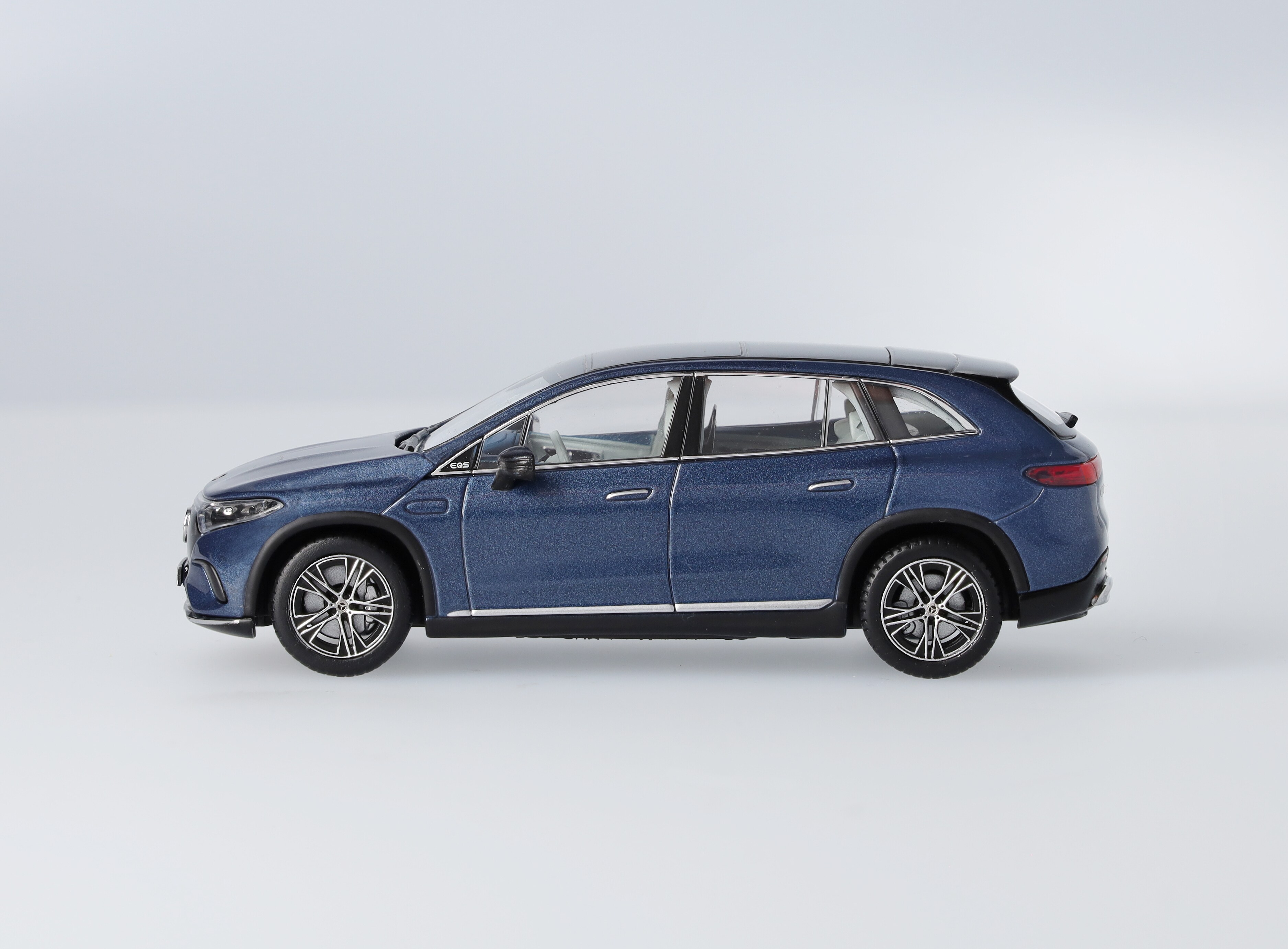 EQS SUV, Electric Art Line, X296 sodalithblau, Minimax, 1:43
