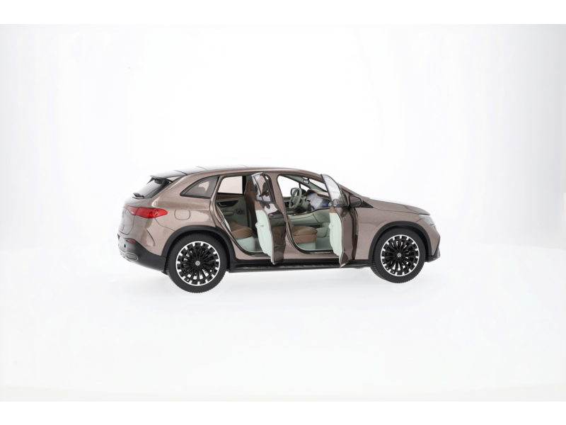 EQE SUV, AMG Line, X294 samtbraun, NZG, 1:18 EQE SUV, AMG Line, X294 samtbraun, NZG, 1:18