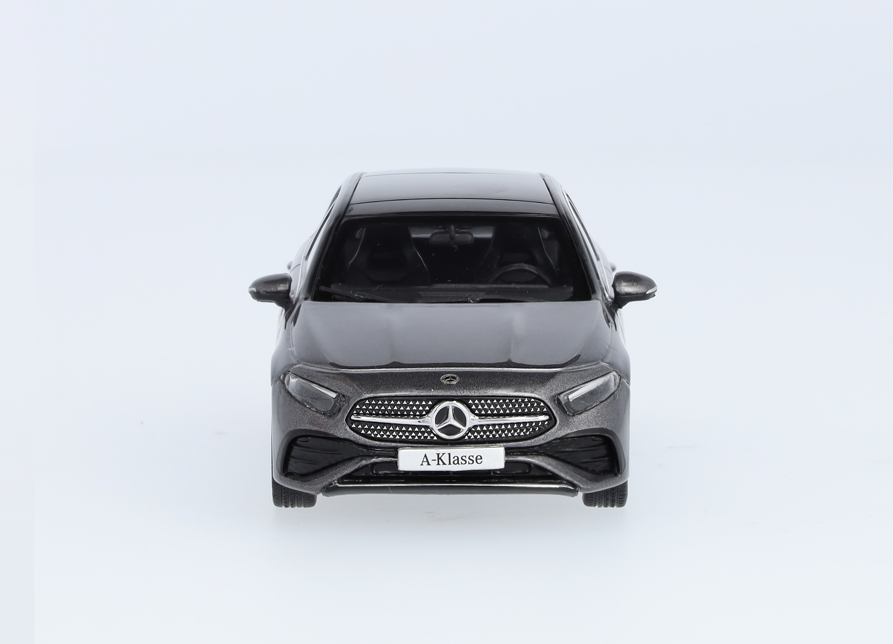 Mercedes-Benz -  A-Klasse, Kompaktlimousine, AMG Line, W177 mountaingrau, Minimax, 1:43