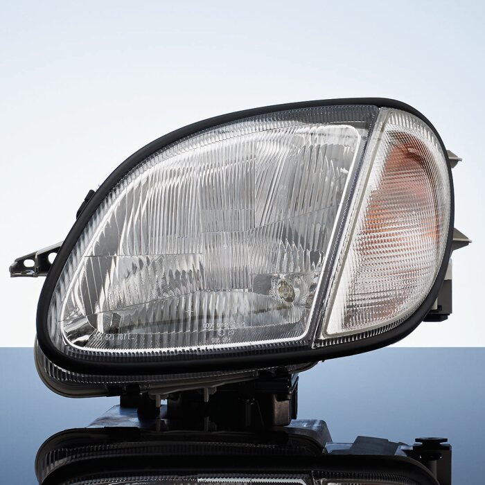 Mercedes-Benz - LEUCHTEINHEIT Teilenummer A1708201361 A1708201361