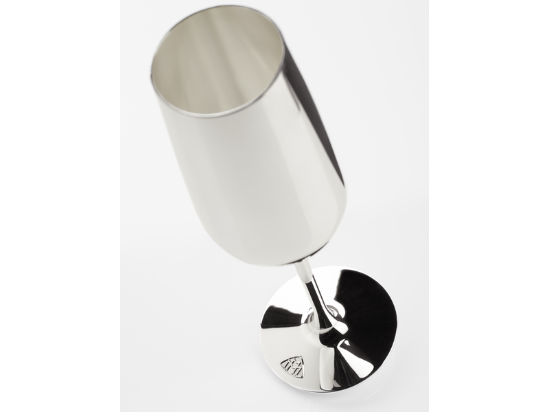 Mercedes-Benz - TRINKGEFAESS Teilenummer A2228430000 A2228430000