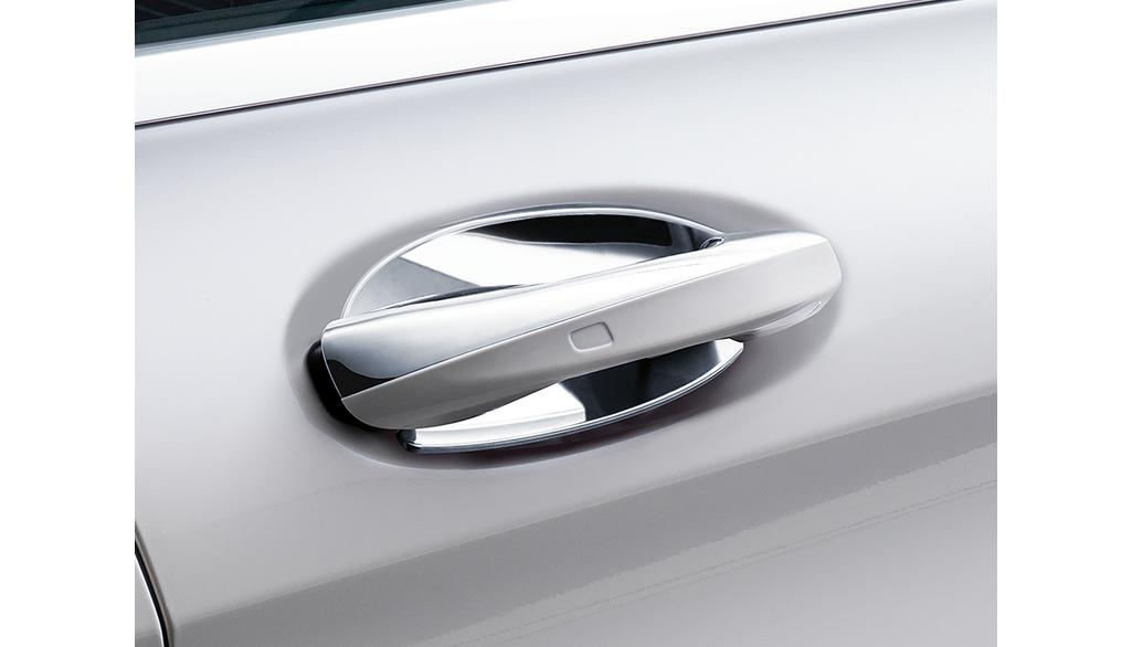 Mercedes-Benz - GRIFFMULDE Teilenummer A2057604200 A2057604200