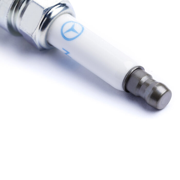 Mercedes-Benz - ZUENDKERZE Teilenummer A0041593903 A0041593903