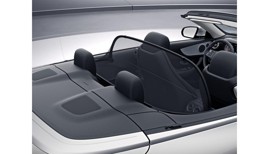 Mercedes-Benz - WINDSCHOTT Teilenummer A2388607700 A2388607700