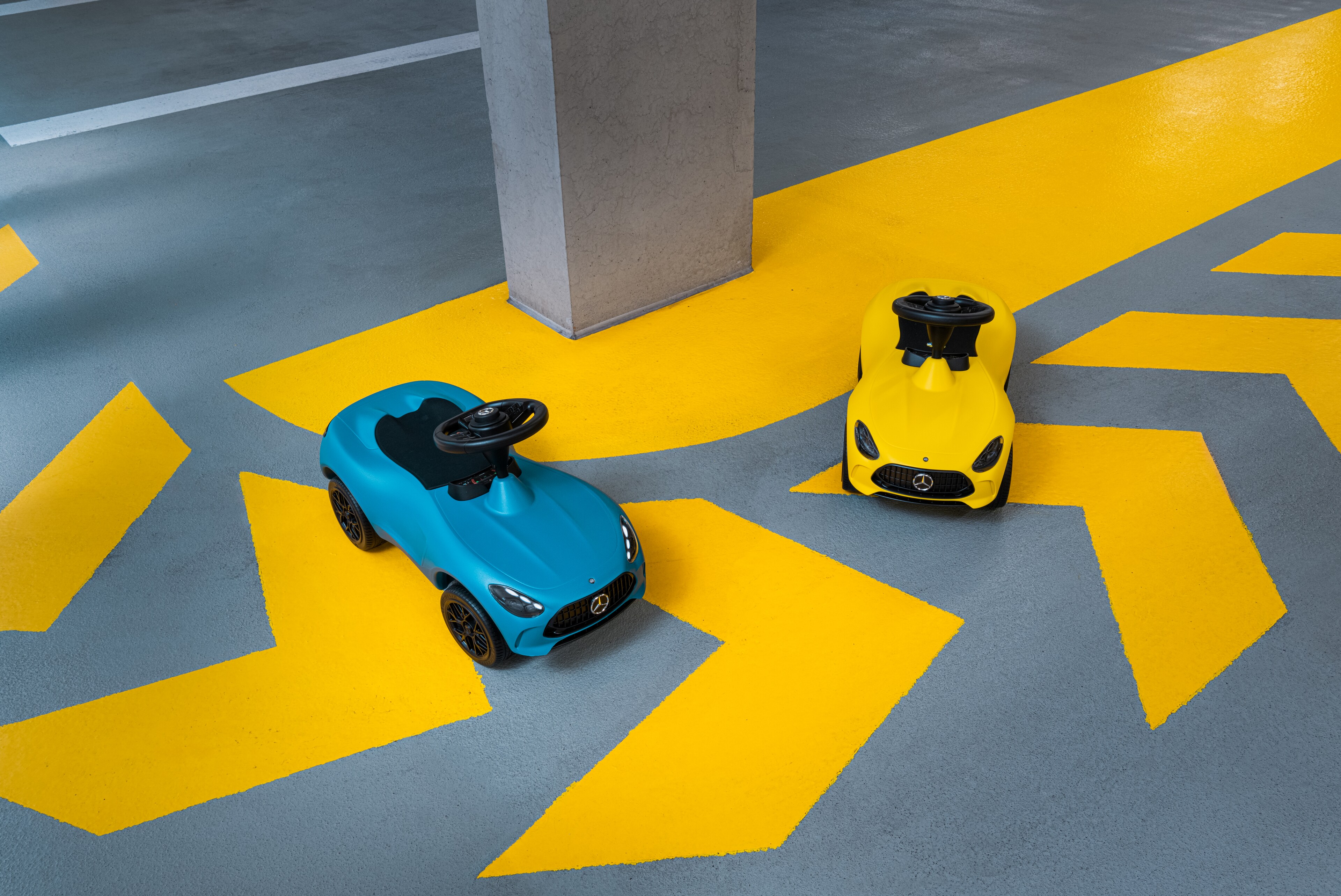 Kinderrutscher Bobby-AMG GT, sonnengelb, BIG