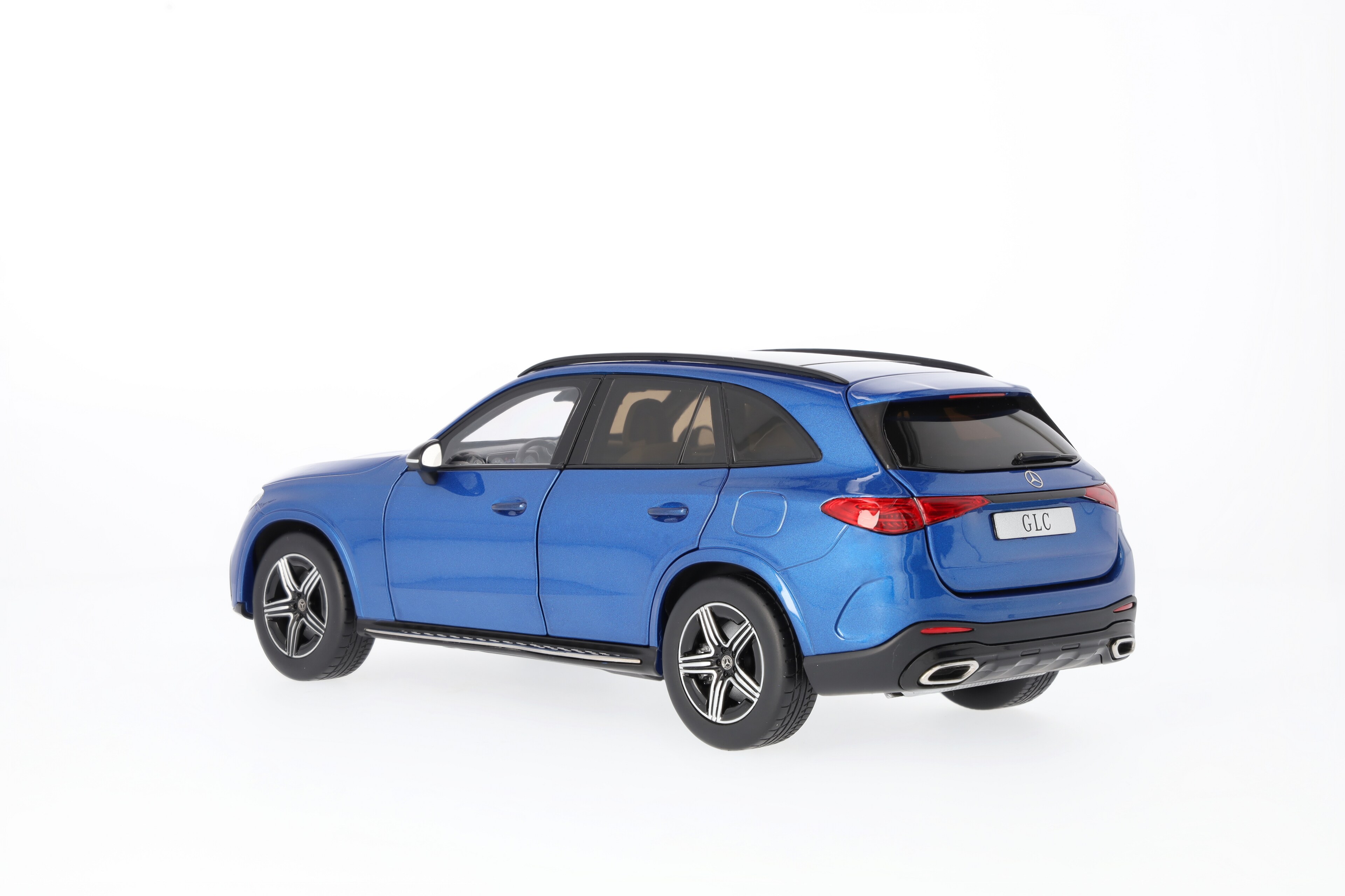 GLC, AMG Line, X254 spektralblau, 1:18