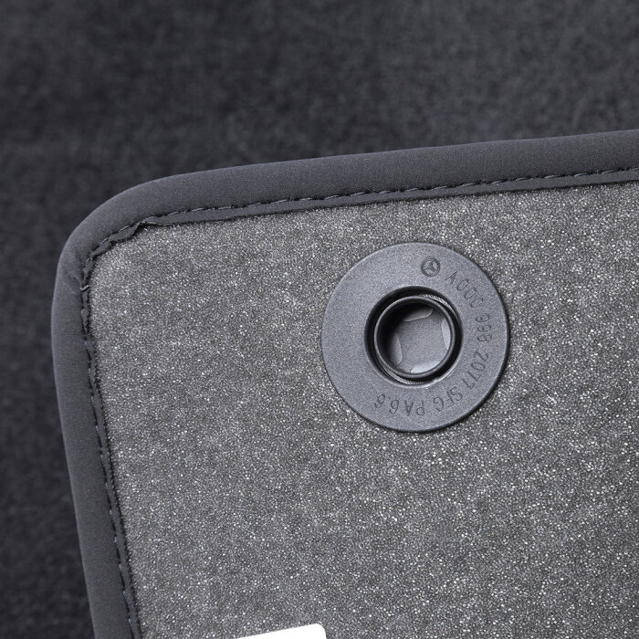 Mercedes-Benz - FUSSMATTE Teilenummer A16668056039F87 A16668056039F87