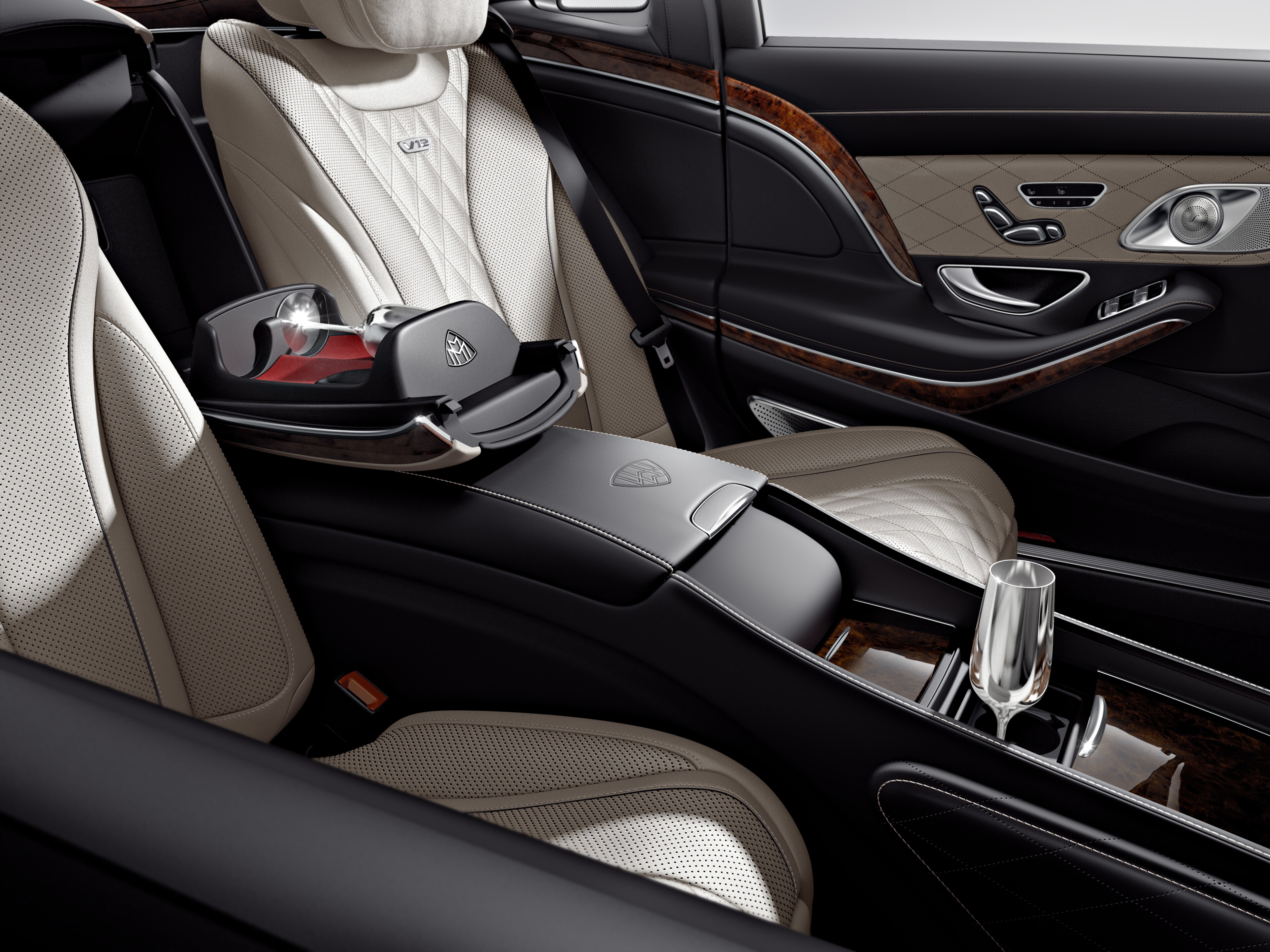 Mercedes-Benz - Champagnerkelch, massiv versilbert Champagnerkelch, massiv versilbert