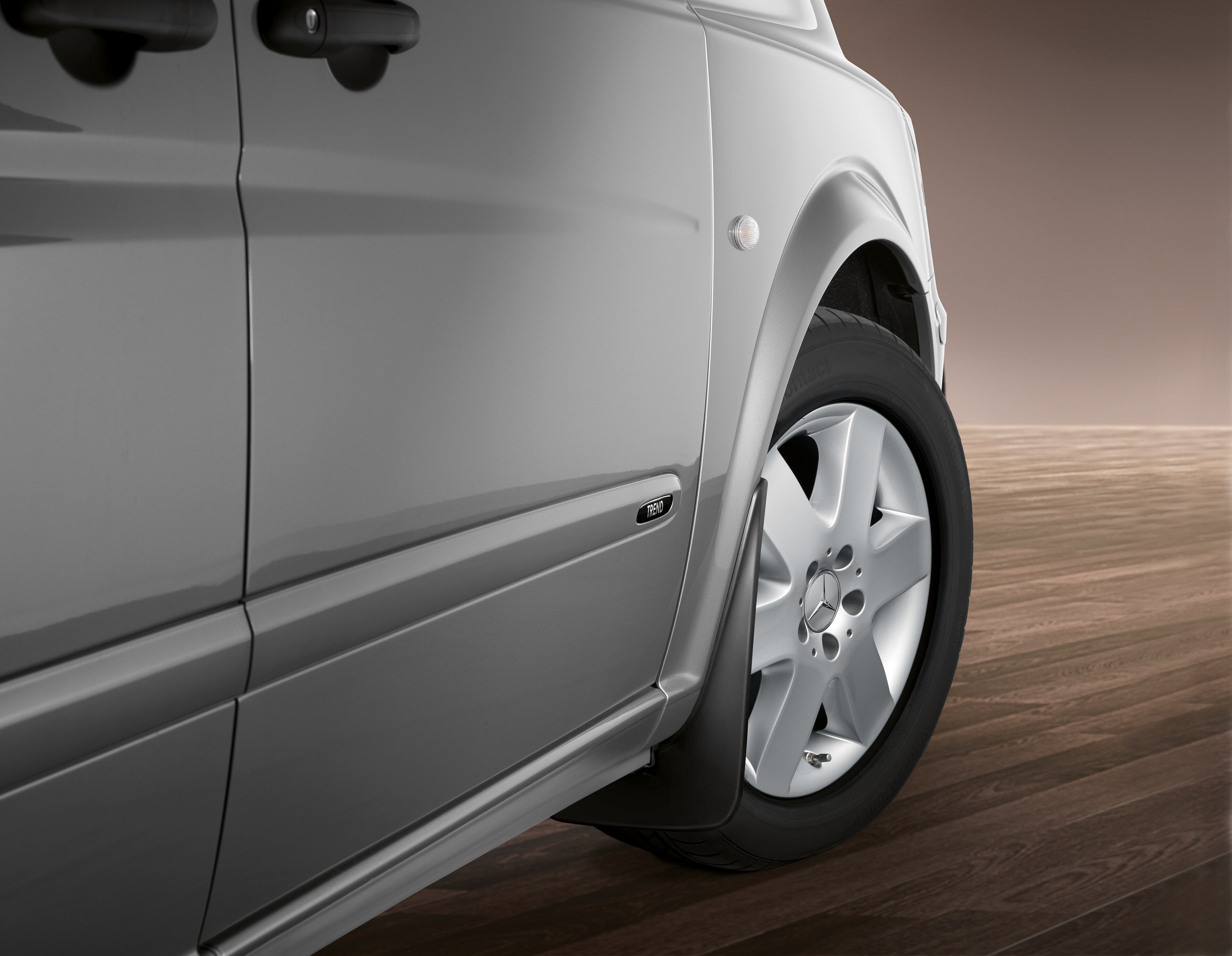 Schmutzfänger, Satz vorne