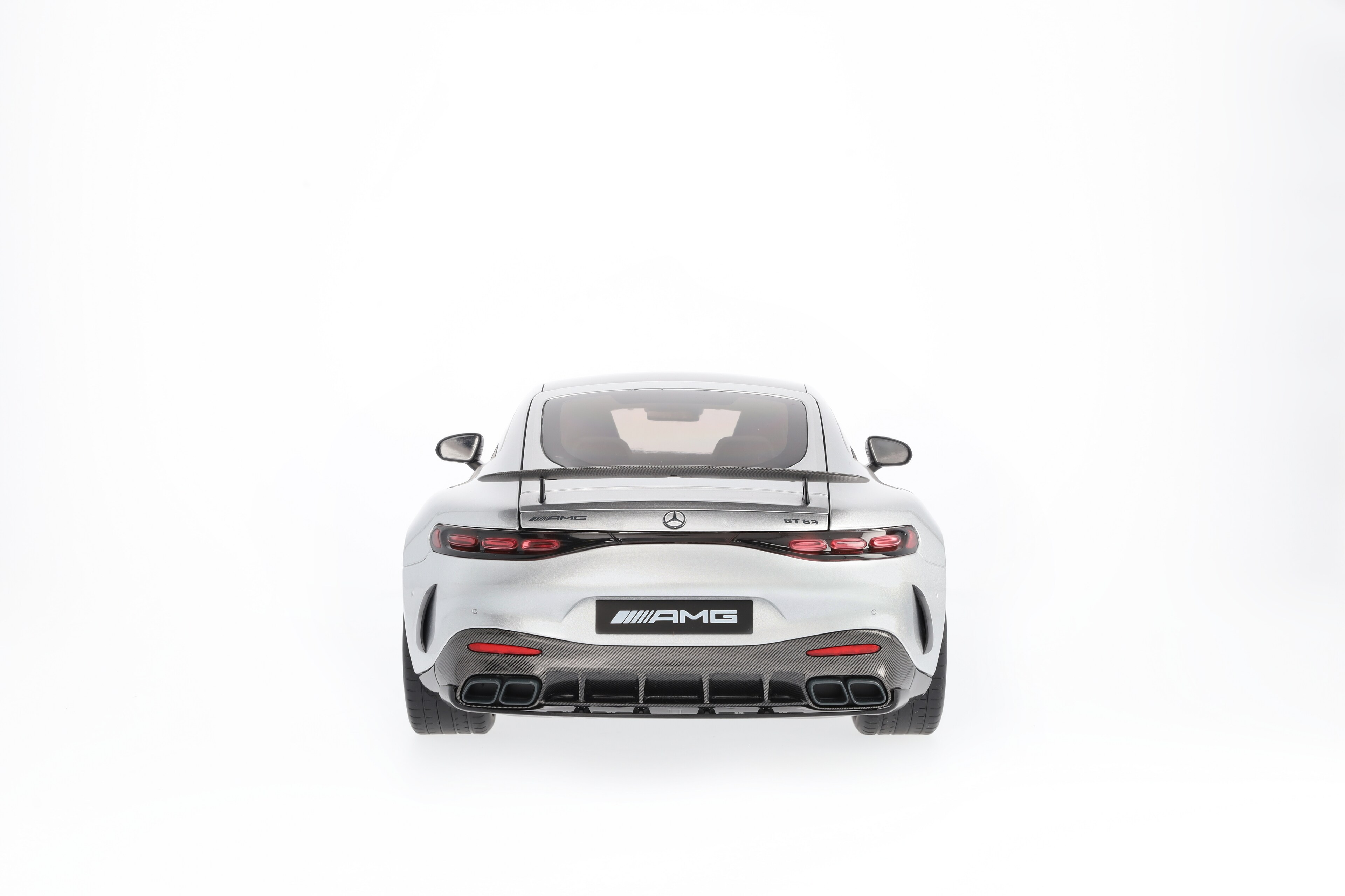 Mercedes-AMG GT 63 4MATIC+ hightechsilber, 1:12