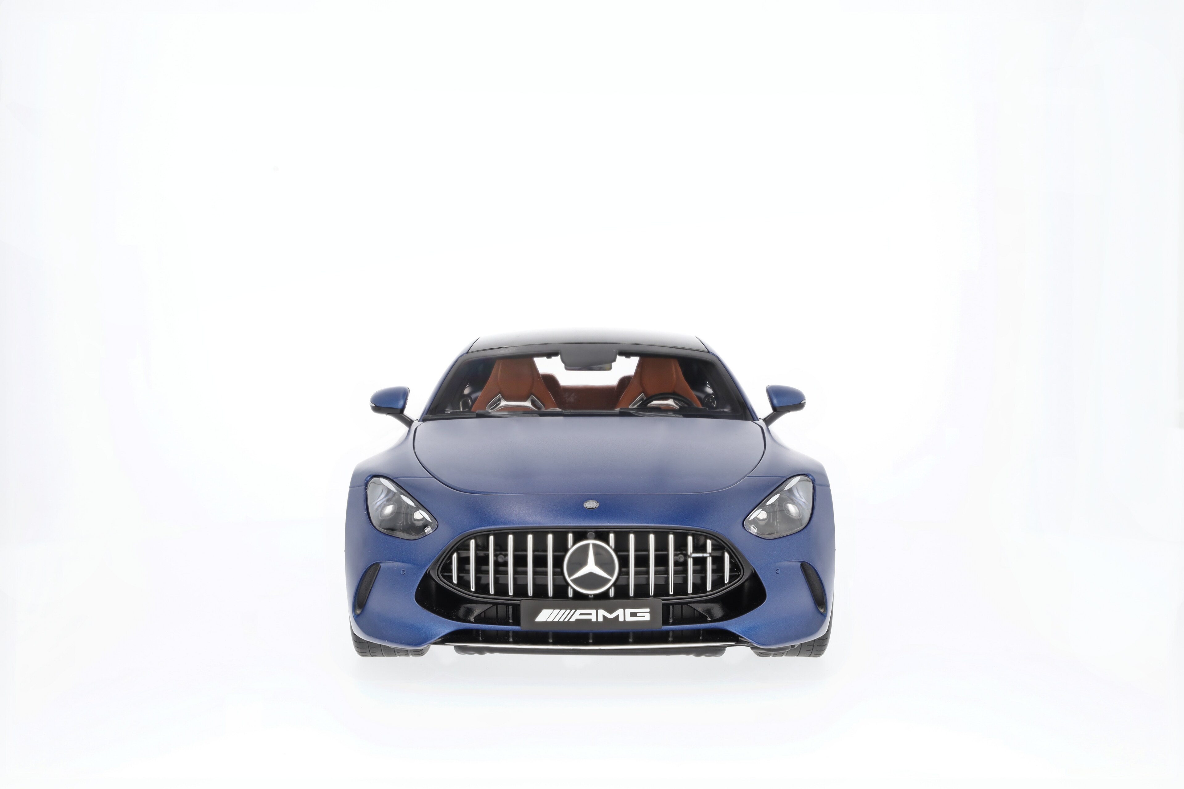 Mercedes-AMG GT 63 4MATIC+ MANUFAKTUR spektralblau magno, 1:12