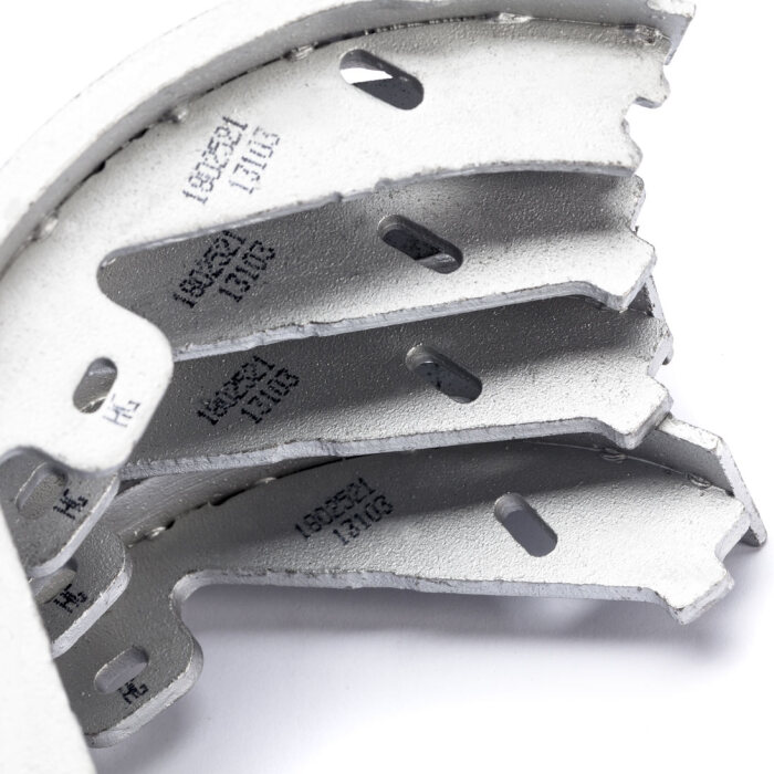 Mercedes-Benz - TEILESATZ BREMSBACKE Teilenummer A0054203620 A0054203620