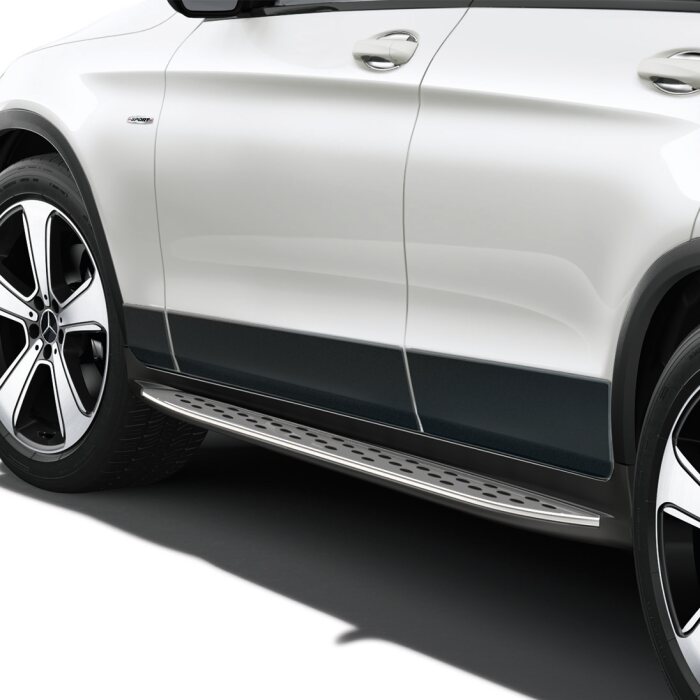 Mercedes-Benz - TEILESATZ TRITTBRETT Teilenummer A2535200600 A2535200600