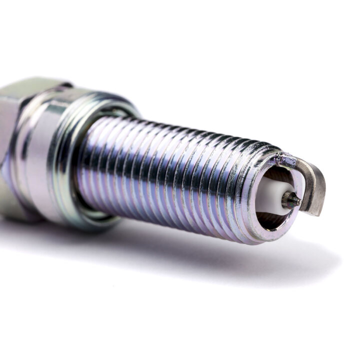 Mercedes-Benz - ZUENDKERZE Teilenummer A0041595803 A0041595803