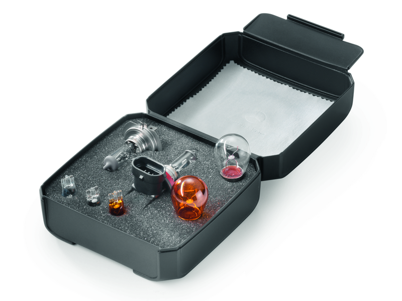 Mercedes-Benz - LAMPENBOX Teilenummer B66810033 B66810033