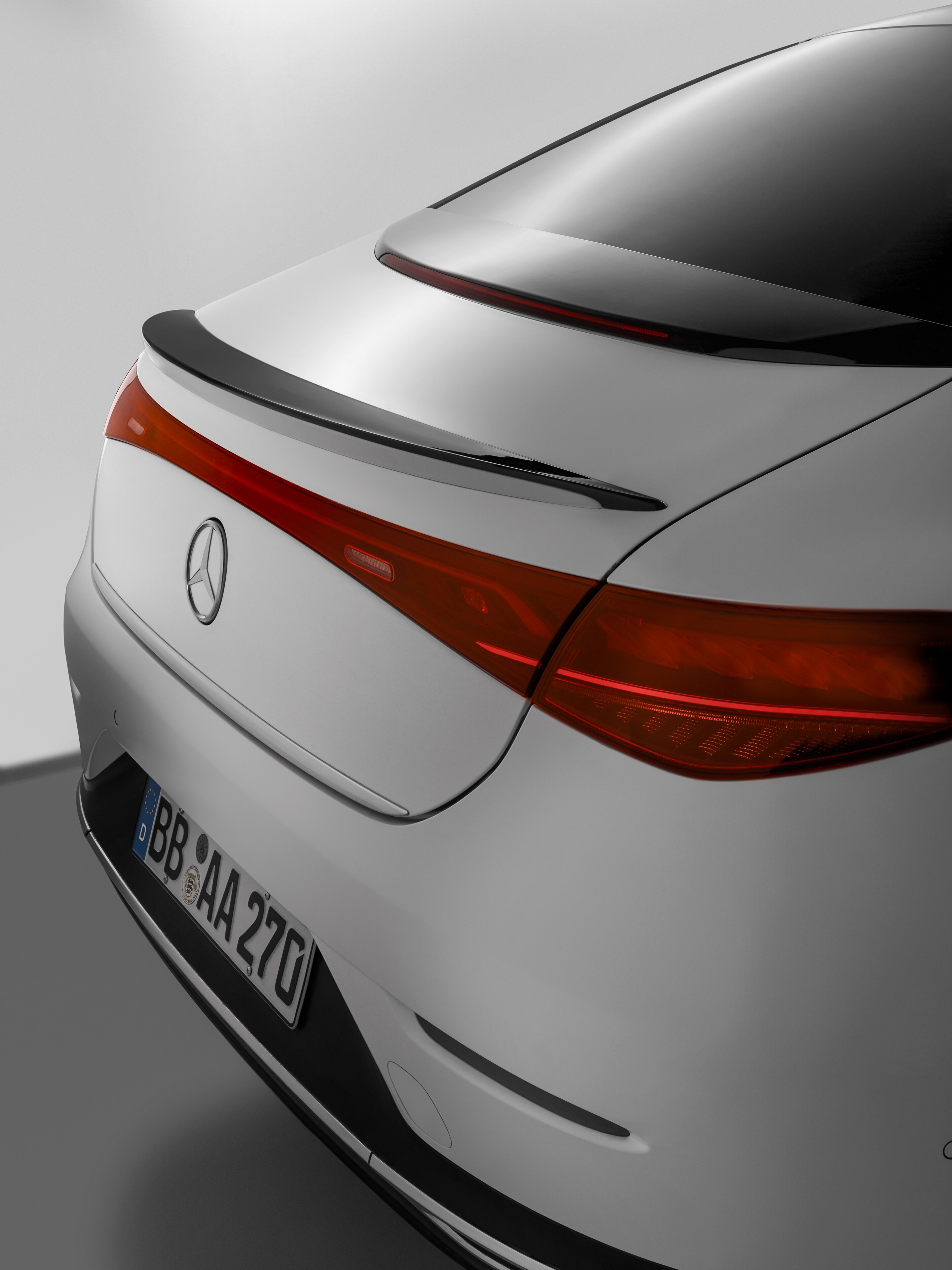 Mercedes-Benz -  Heckspoiler Polyurethan, grundiert, EQE V295