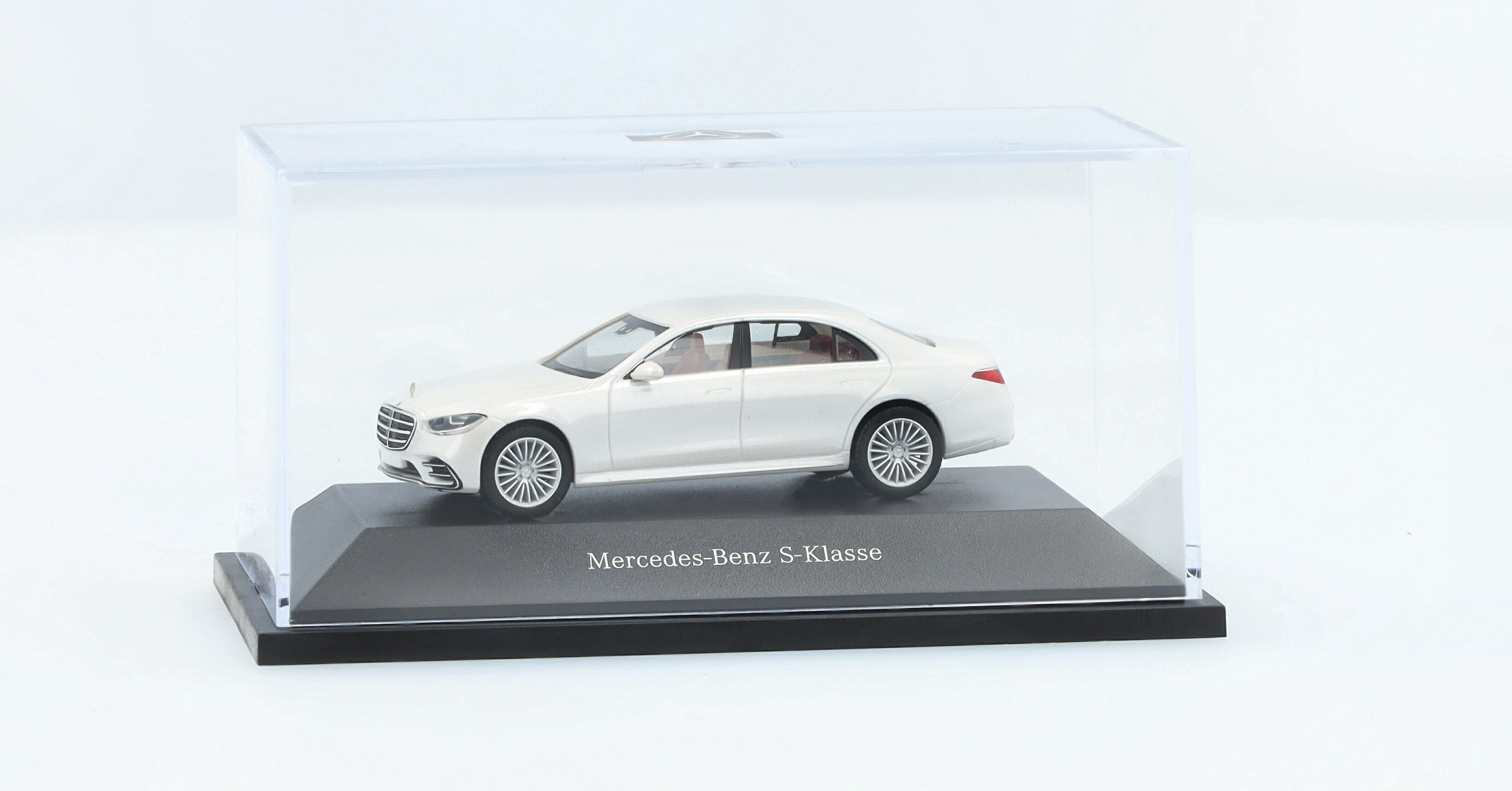 Mercedes-Benz - S V223