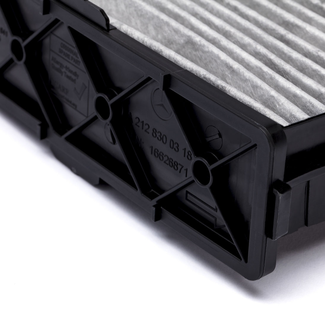 Mercedes-Benz - Teilenummer A2128300318 A2128300318