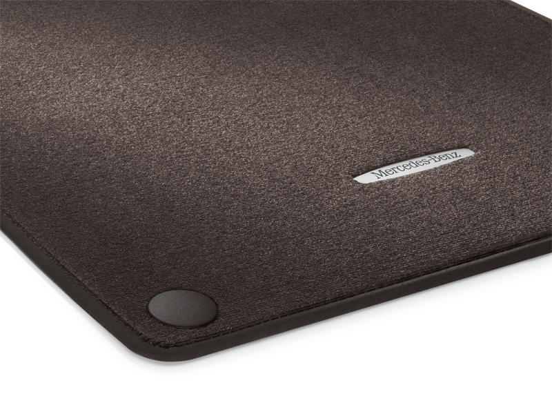 Mercedes-Benz - FUSSMATTE Teilenummer A22268069028T47 A22268069028T47