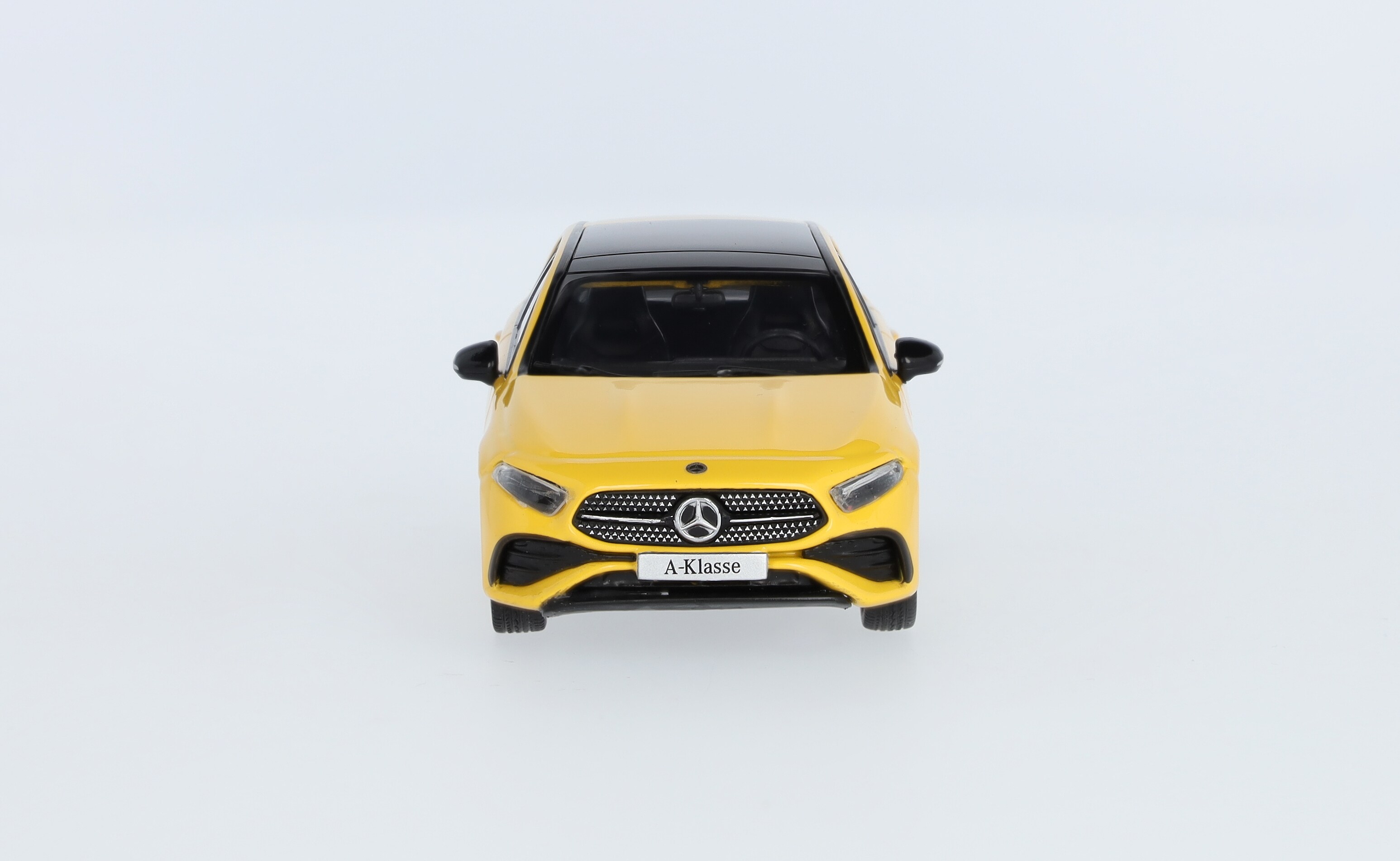 A-Klasse, Kompaktlimousine, AMG Line, W177 sonnengelb, Minimax, 1:43