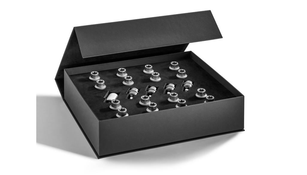 Mercedes-Benz - RADSCHRAUBEN Teilenummer B66030024 B66030024