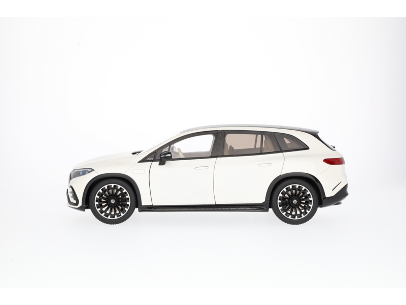 EQS SUV, AMG Line, X296 G manufaktur diamantweiß bright, NZG, 1:18