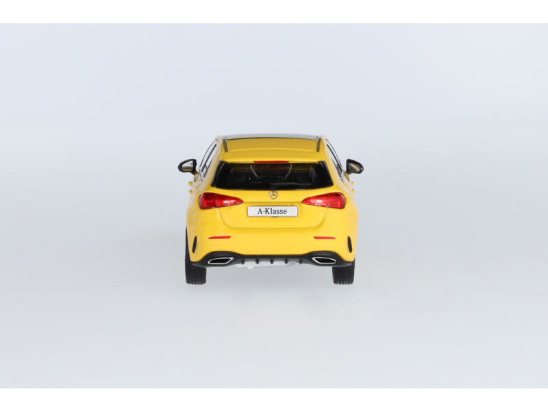 A-Klasse, Kompaktlimousine, AMG Line, W177 sonnengelb, Minimax, 1:43