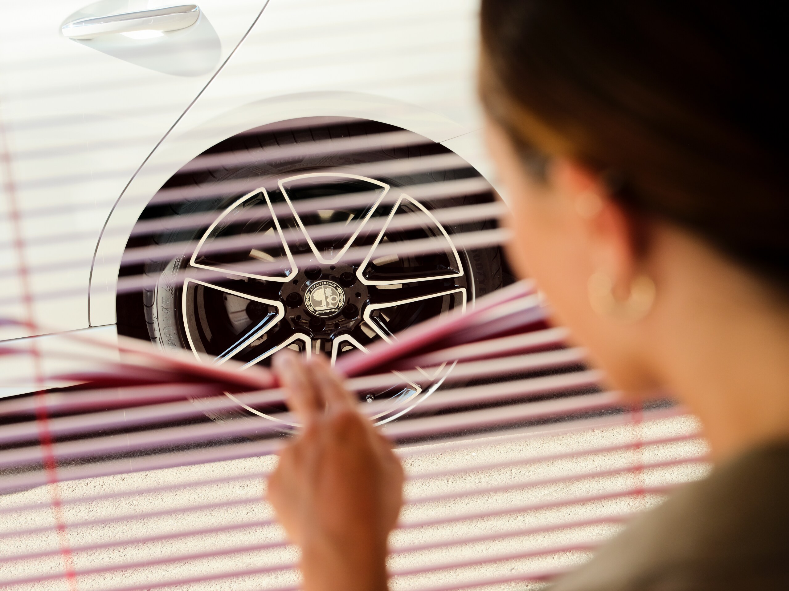 Mercedes-Benz - AMG Radnabenabdeckung, mit AMG Wappen silberfarben / schwarz