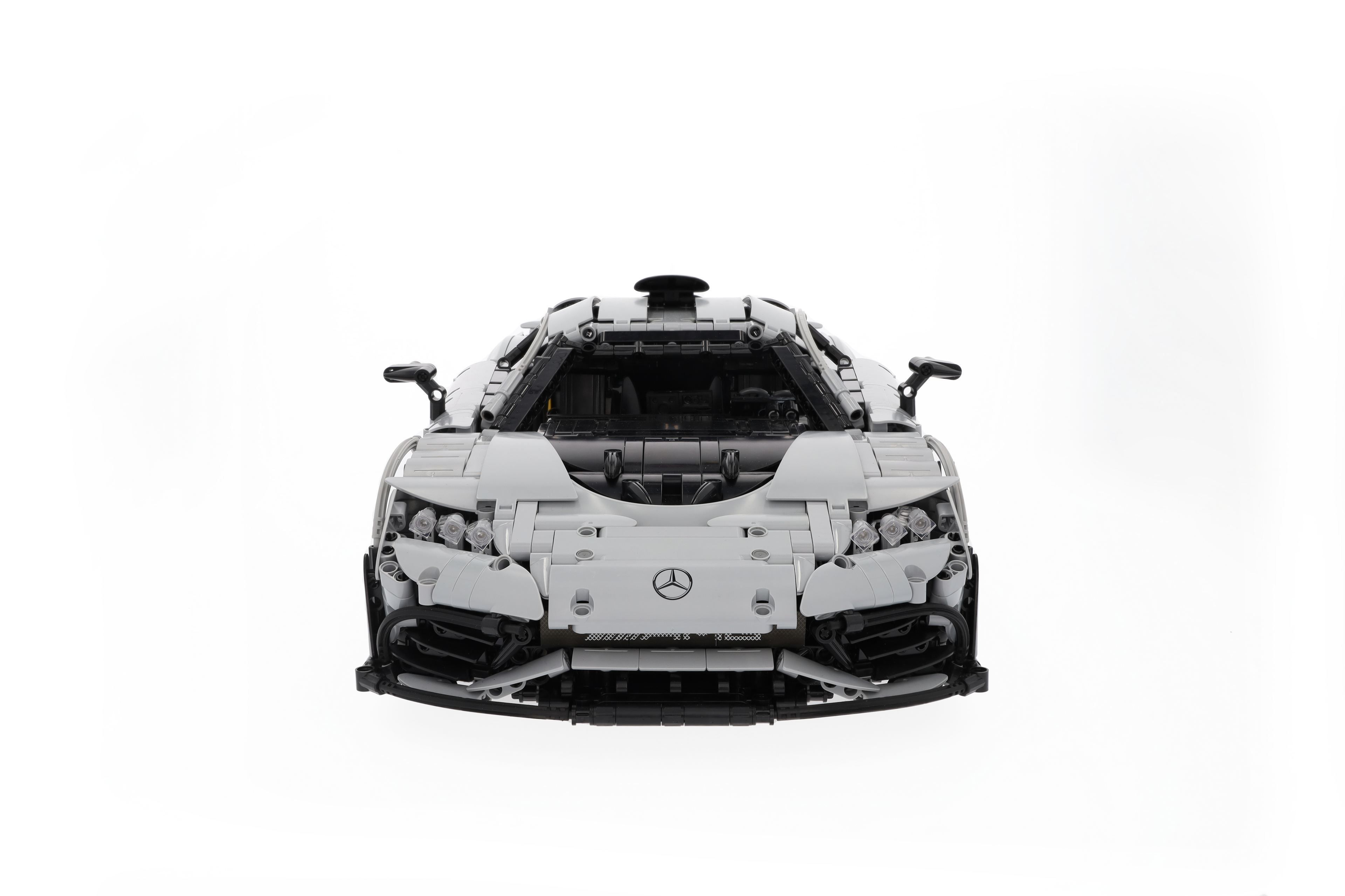 Mercedes-Benz - Mercedes-AMG ONE, Klemmbaustein R/C Modell
