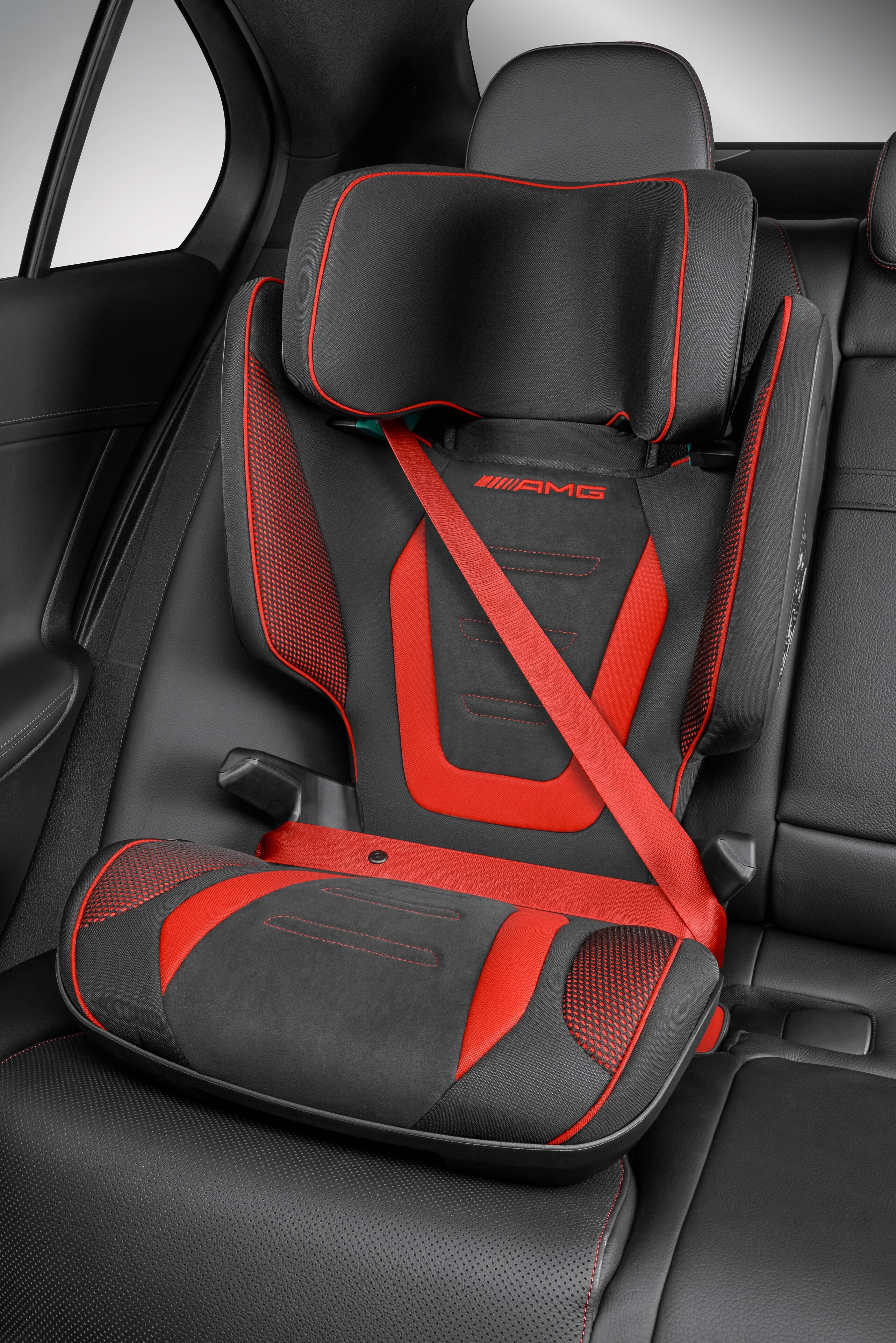AMG Kindersitz KIDFIX, M i-SIZE schwarz / rot