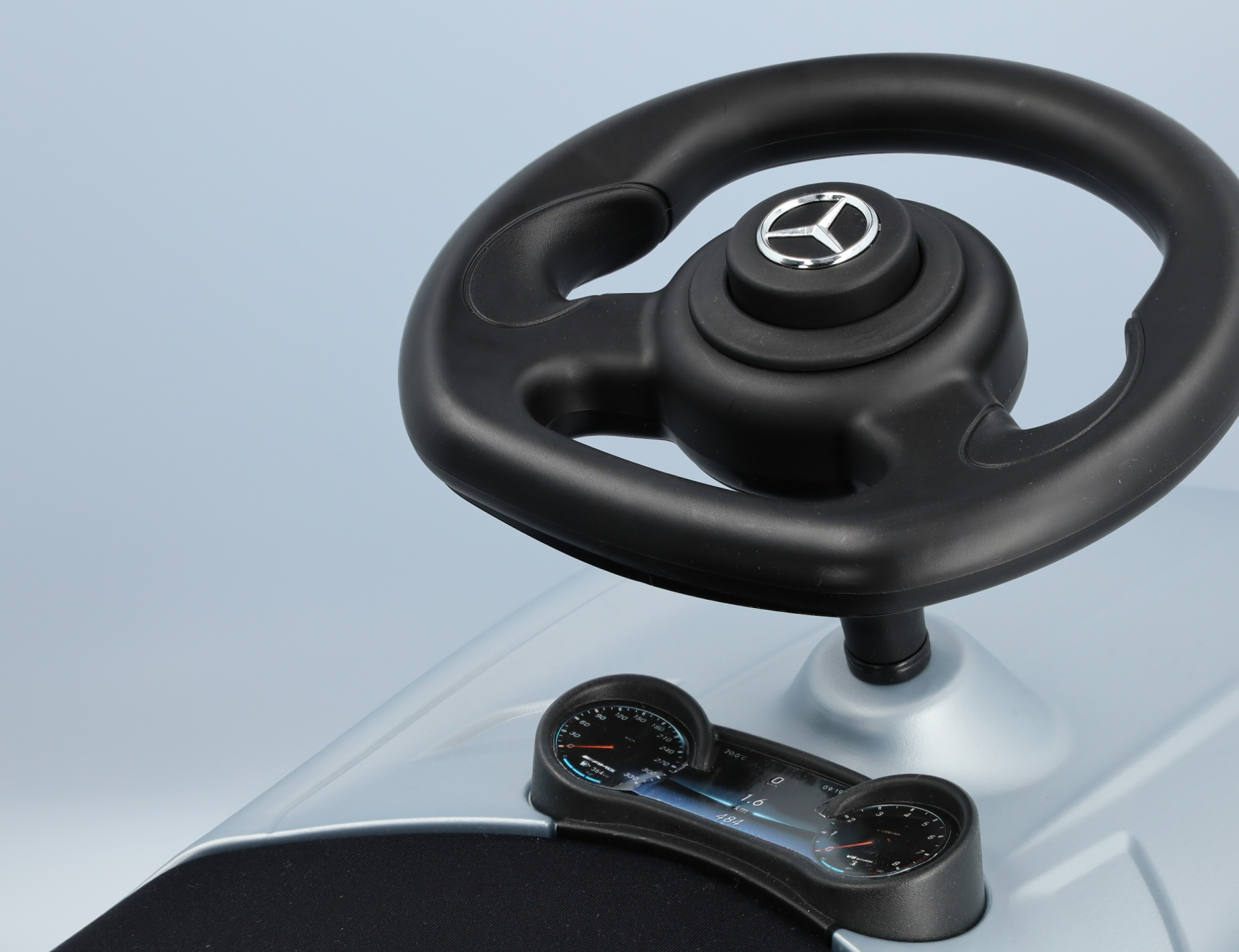 Mercedes-Benz -  Kinderrutscher Bobby-AMG GT, silberfarben